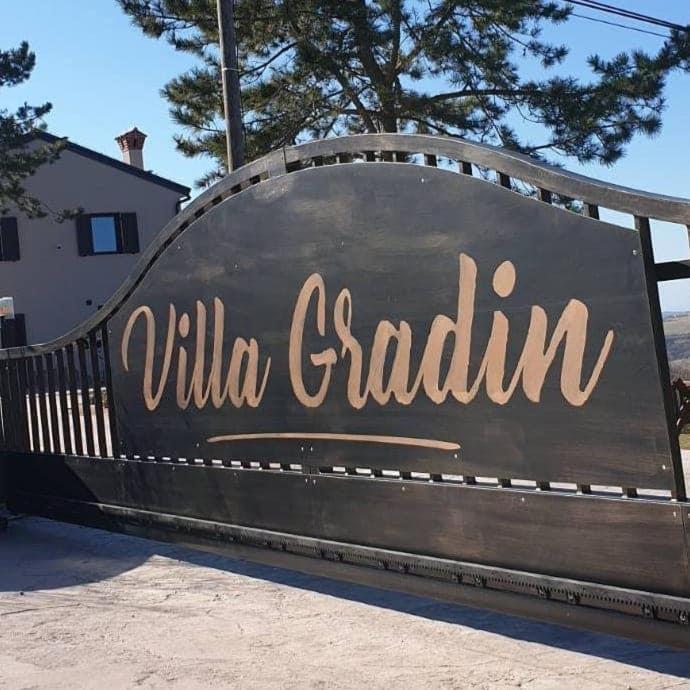 Luxury Villa Gradin Gracisce Екстер'єр фото
