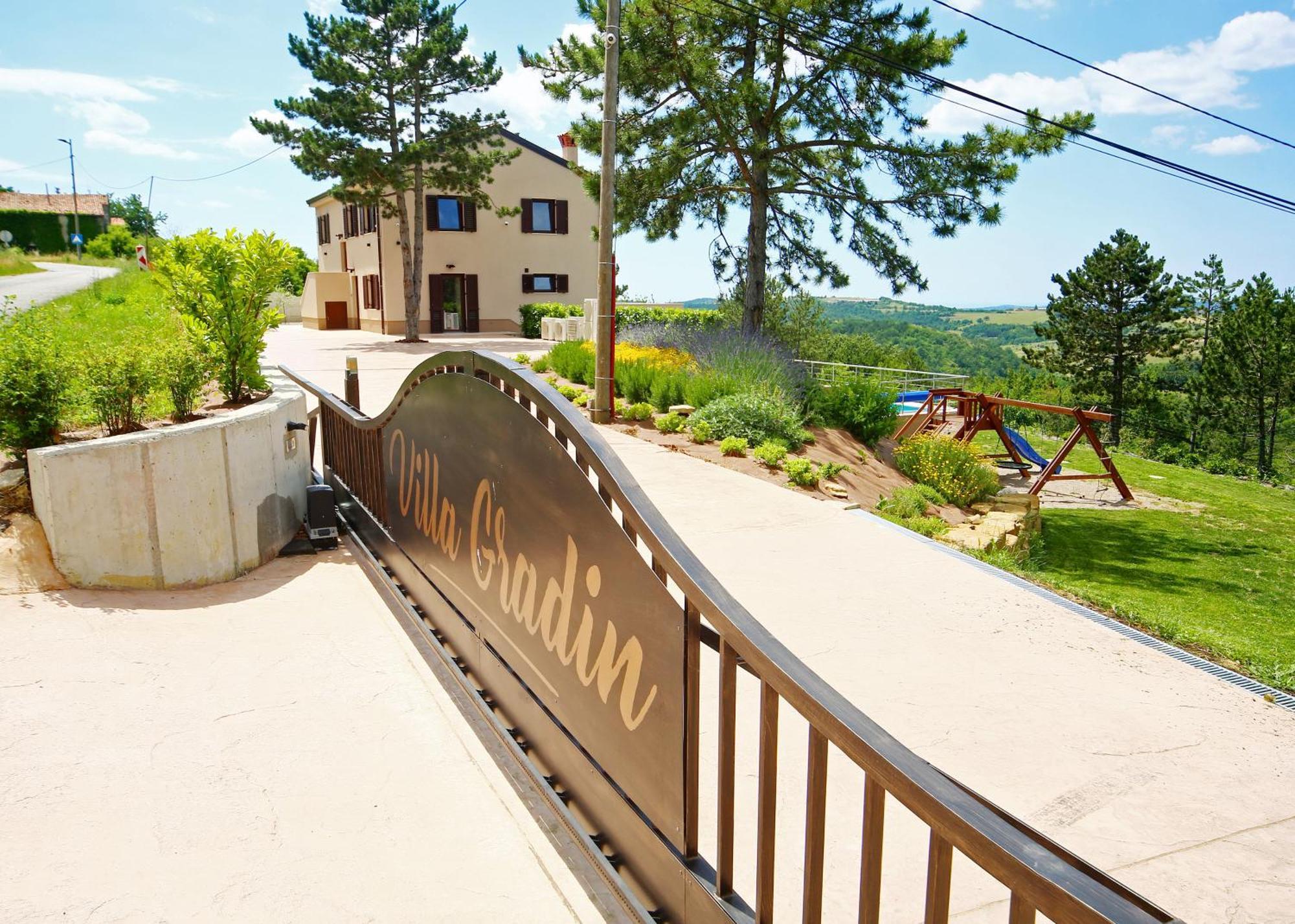 Luxury Villa Gradin Gracisce Екстер'єр фото